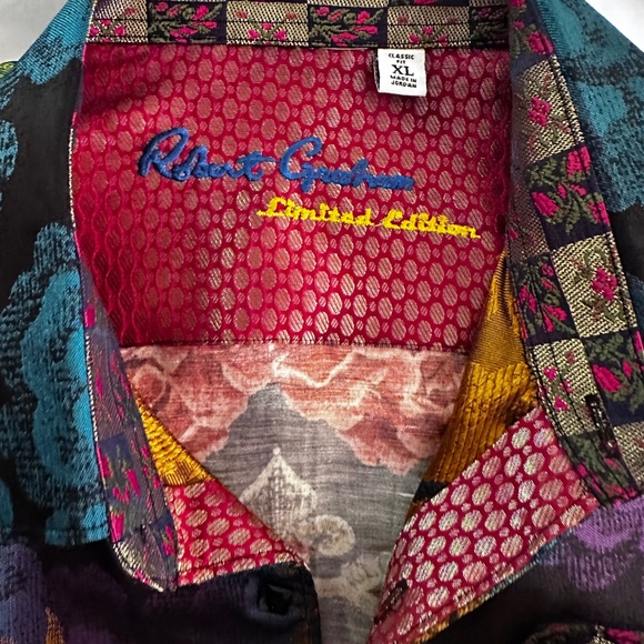 Robert Graham limited  silk button down shirt - Picture 13 of 14